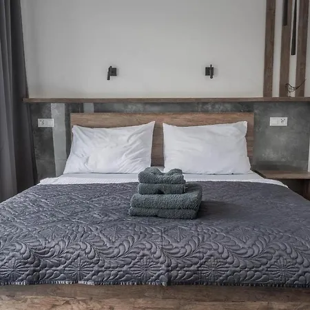 Veltlin Bed & Wine מלון וואלטיצה