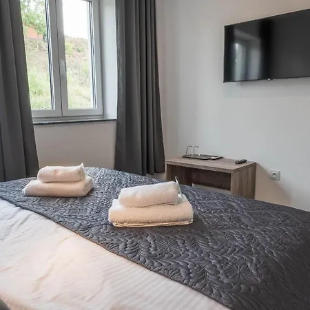 Veltlin Bed & Wine *