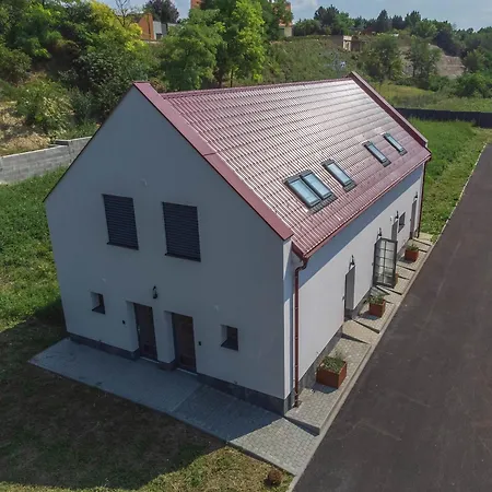 Veltlin Bed & Wine Hotel *