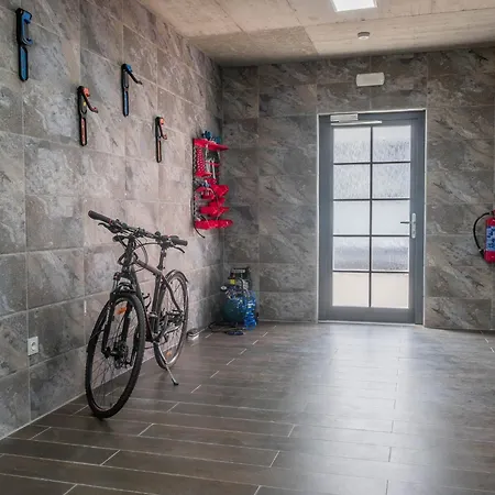 Veltlin Bed & Wine Hotel