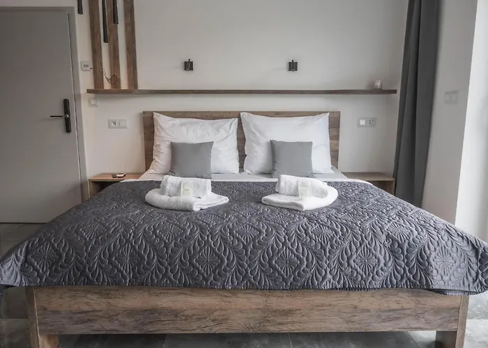 Veltlin Bed & Wine Hotel *