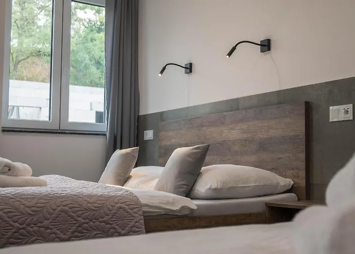 Veltlin Bed & Wine
